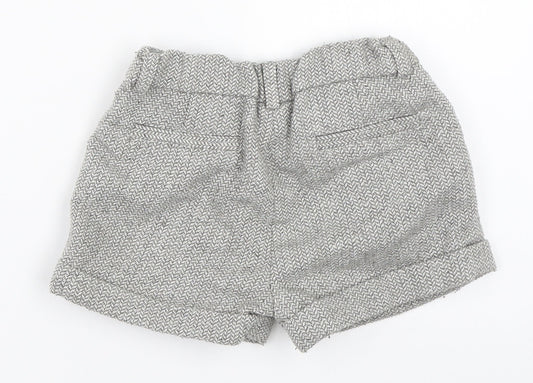 F&F Girls Grey   Hot Pants Shorts Size 4-5 Years