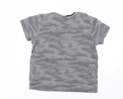 Matalan Boys Grey Camouflage  Basic T-Shirt Size 7 Years