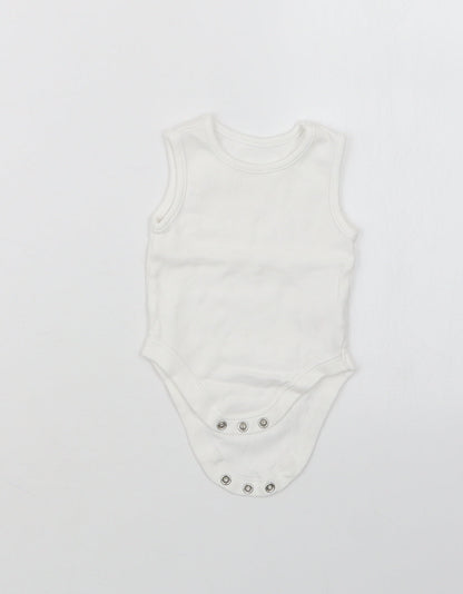 George Baby White   Babygrow One-Piece Size 3-6 Months