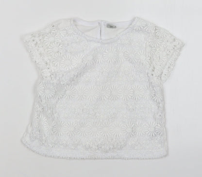 TU Girls White Floral  Basic T-Shirt Size 6 Years