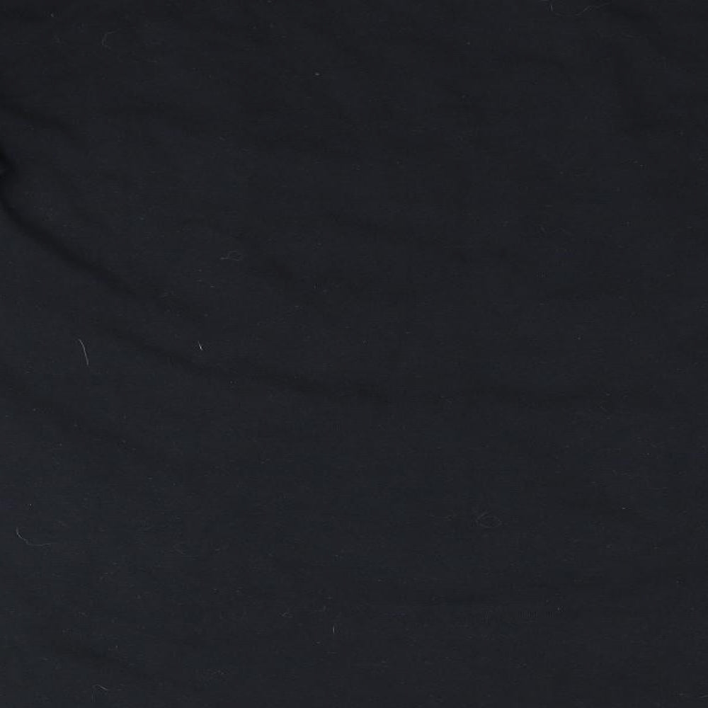 Mens UK Size S Gildan Black  T-Shirt