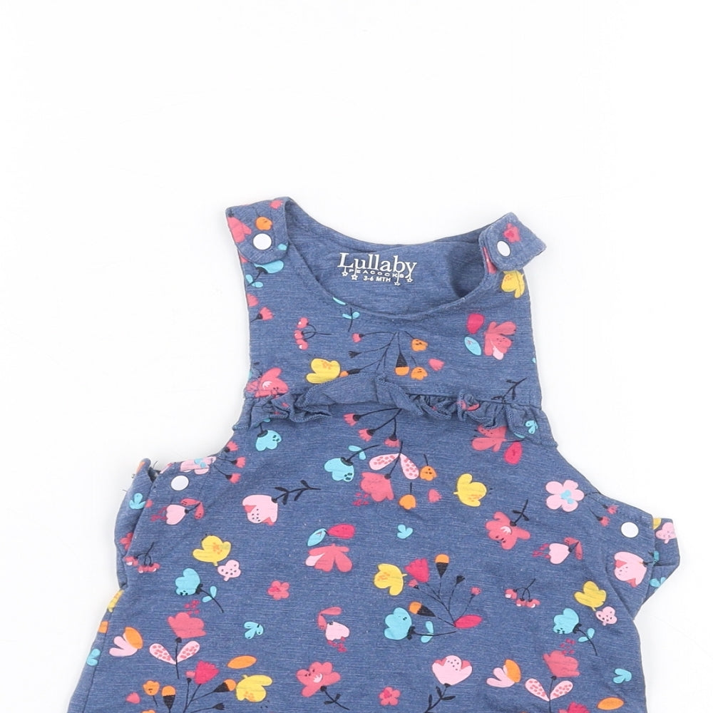 Peacocks Baby Blue   Basic T-Shirt Size 3-6 Months