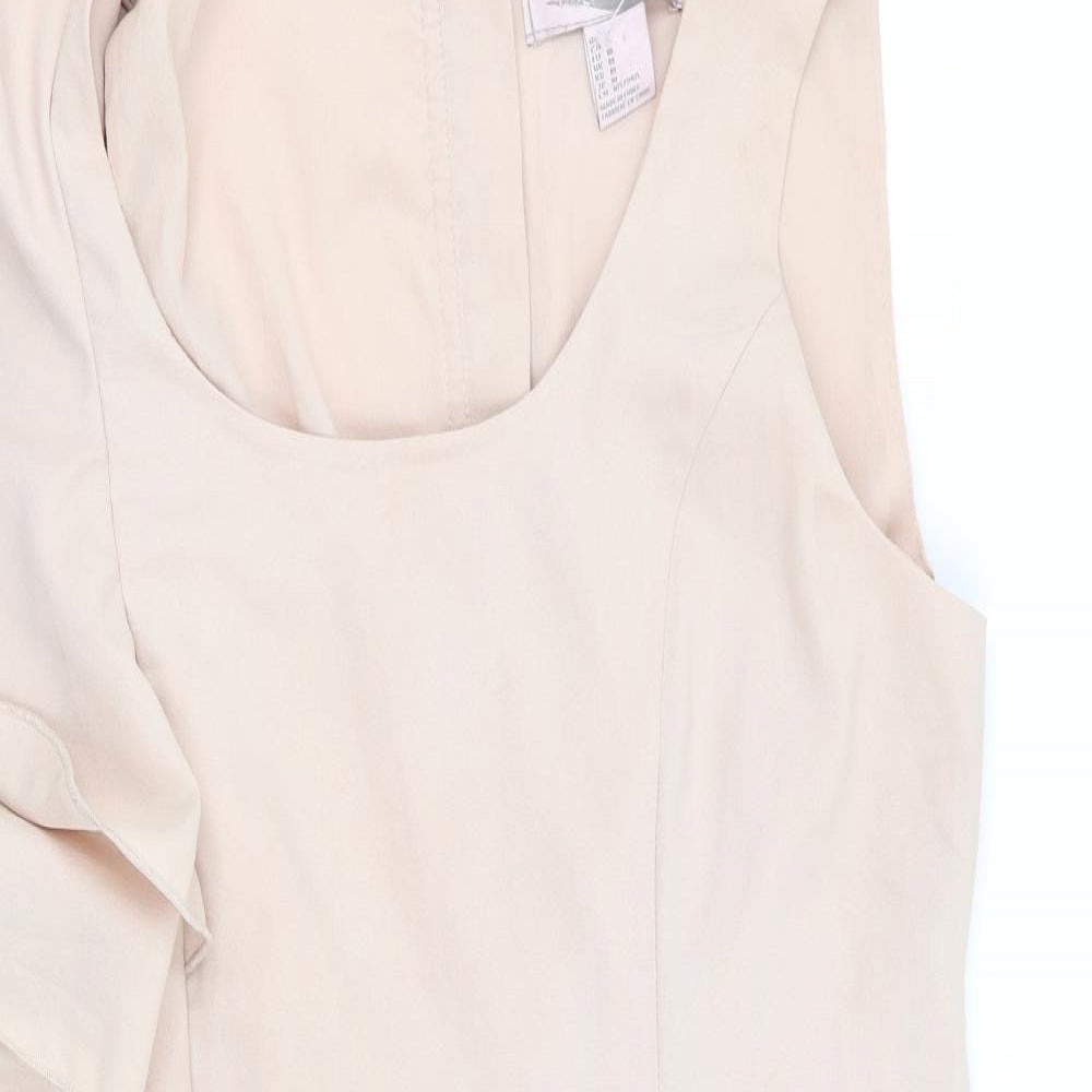 Close-up detail of Love 21 women’s beige a-line, size M