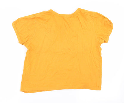 messy bun just chillin Girls Yellow   Basic T-Shirt Size M