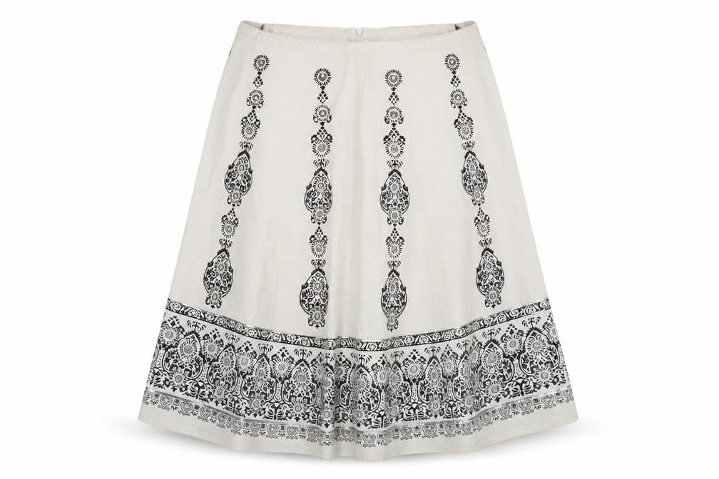 Womens UK Size 32 in Preworn Flare  Skirt