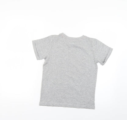 young style Boys Grey   Basic T-Shirt Size 7-8 Years