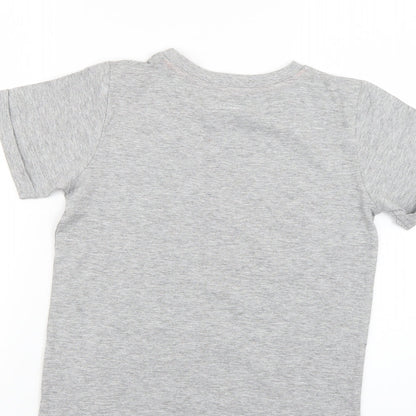 young style Boys Grey   Basic T-Shirt Size 7-8 Years