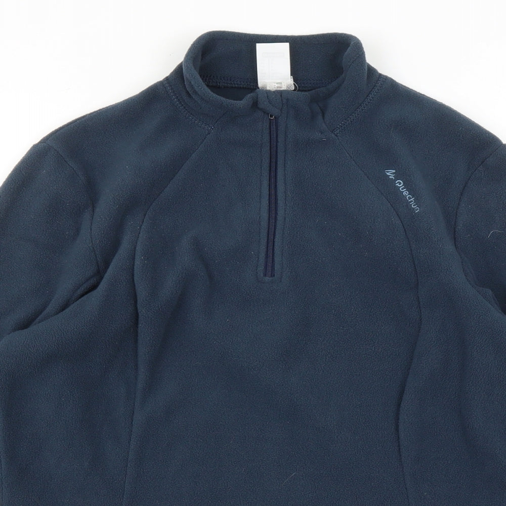 Close-up detail of Quechun women’s blue pullover sweatshirt, size M