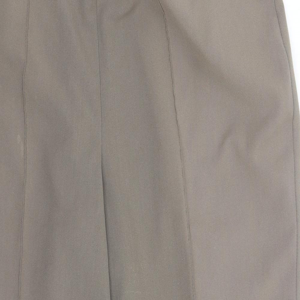 Womens UK Size 16 BM Regular Fit  Green Trousers