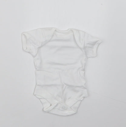 George Baby White   Babygrow One-Piece Size Newborn