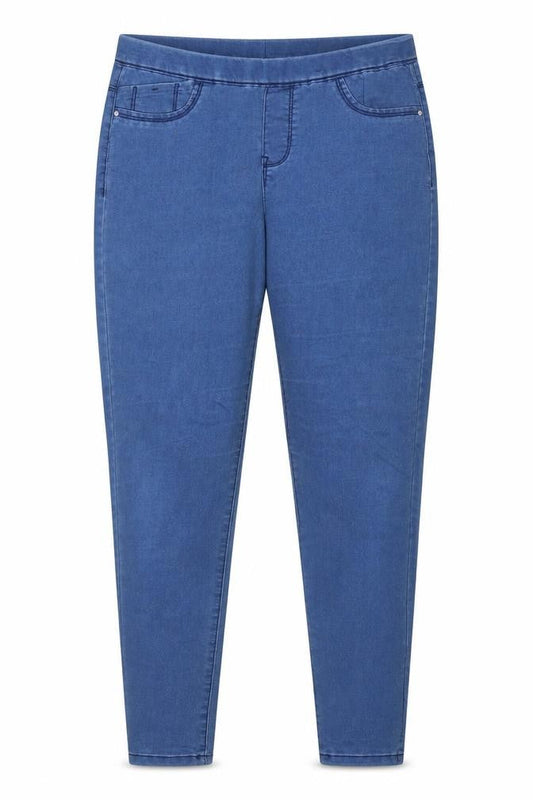 Front view of Denim Co women’s blue denim jegging jeans, size UK 12, 29-inch leg
