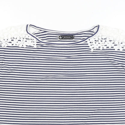 Avenue Womens White Striped  Basic T-Shirt Size 8
