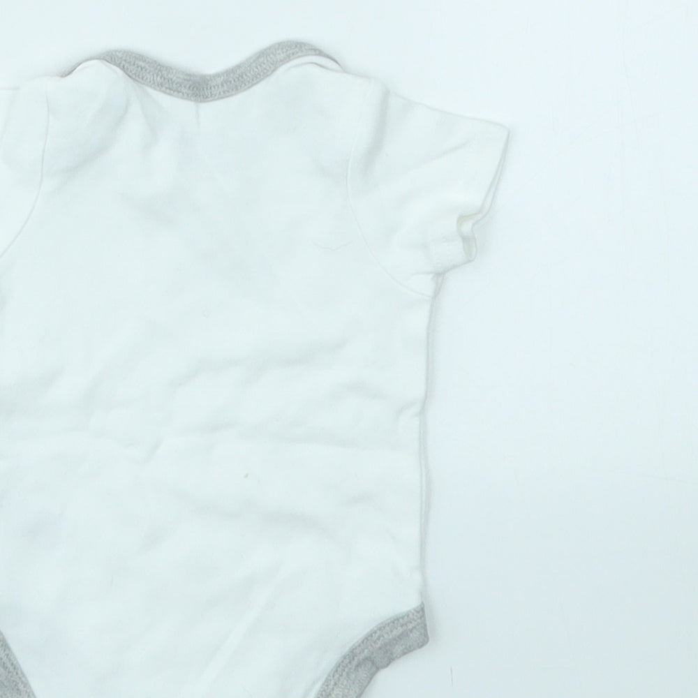 mamas & papas Baby White   Babygrow One-Piece Size Newborn