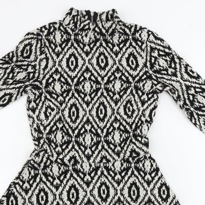 H&M  Womens White Geometric  A-Line  Size S