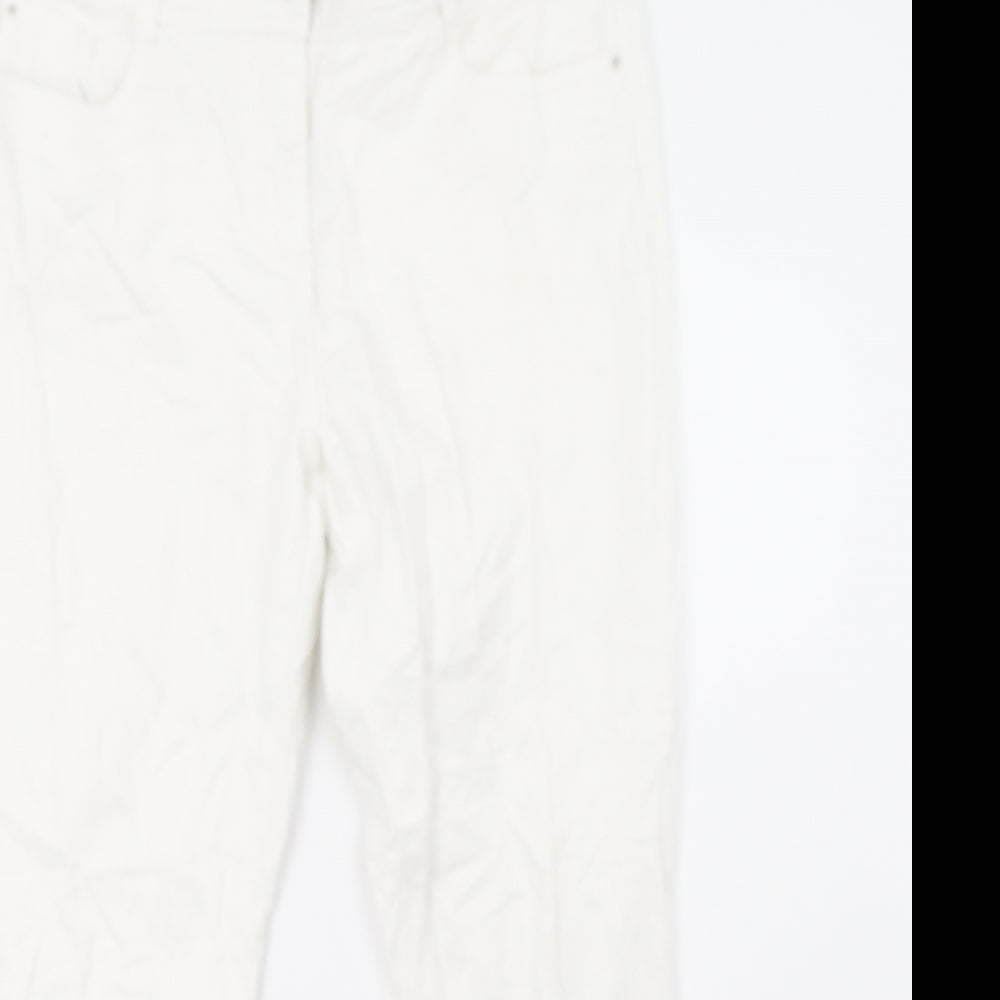 Womens UK Size 14 Wallis Regular Fit Straight White Jeans