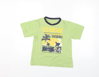 Preworn Boys Green   Basic T-Shirt Size 8-9 Years
