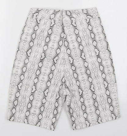 Missguided Womens White Animal Print  Hot Pants Shorts Size 6