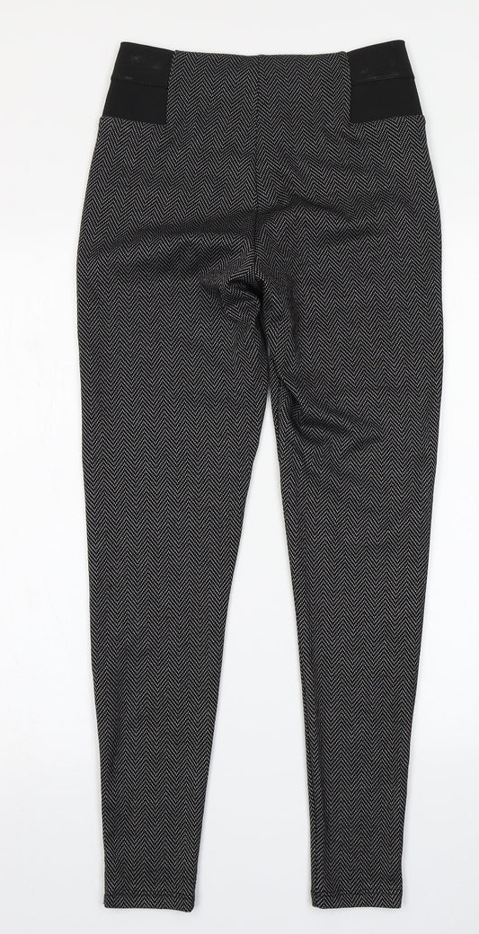 F&F Womens Black Chevron  Capri Leggings Size 8 L26 in