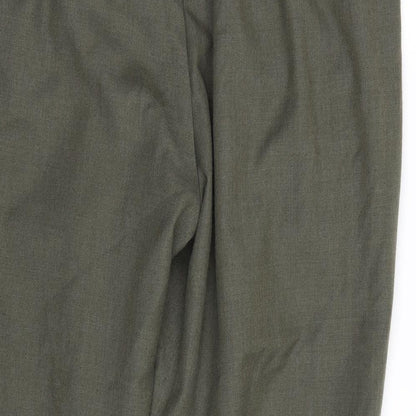 Skopes Mens Green   Trousers  Size 42 L25 in
