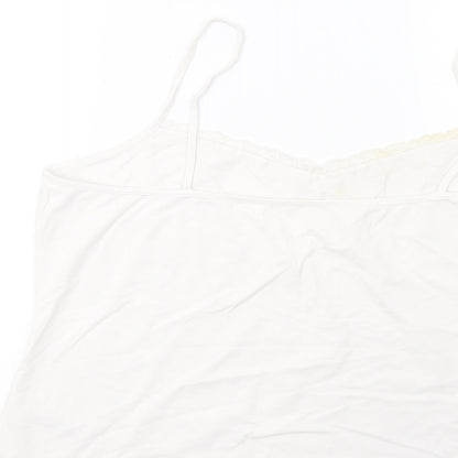 George Womens White   Basic Tank Size 22