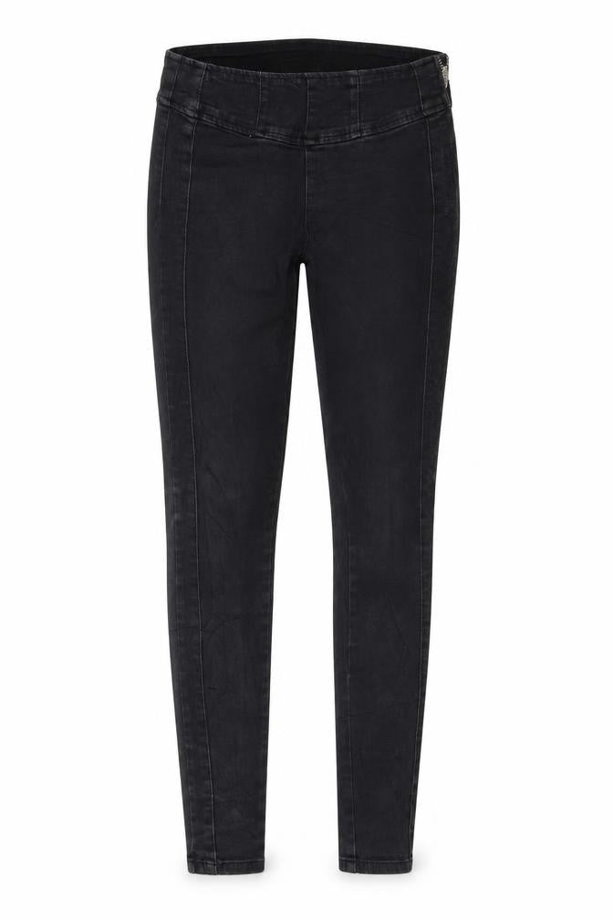 Womens UK Size 25 in Amisu Regular Fit Skinny Black Jeans