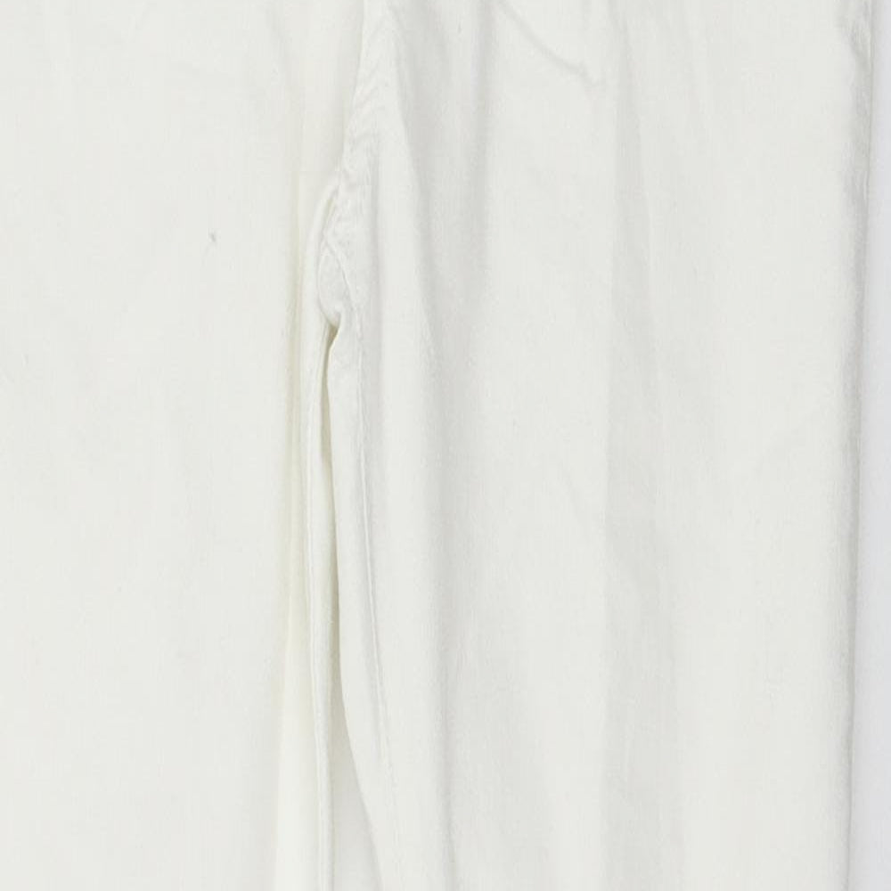 Beden Womens White  Denim Skinny Jeans Size 12 L28 in