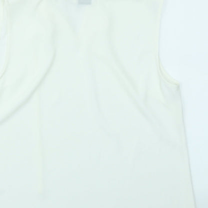 Brand and care label for paraphase women’s white basic blouse, size L
