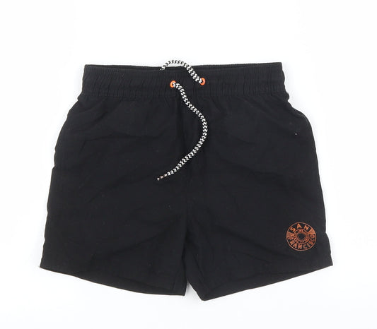 George Boys Black   Bermuda Shorts Size 5-6 Years