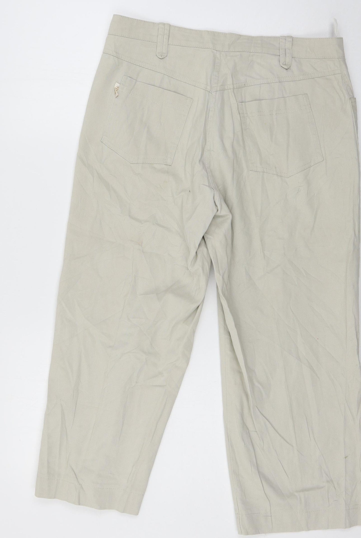 Womens UK Size 32 in Preworn Regular Fit Cropped Green Trousers
