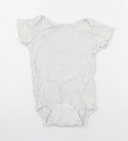 TU Baby White   Babygrow One-Piece Size 18-24 Months
