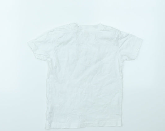 Preworn Girls White Geometric  Basic T-Shirt Size 24 Months