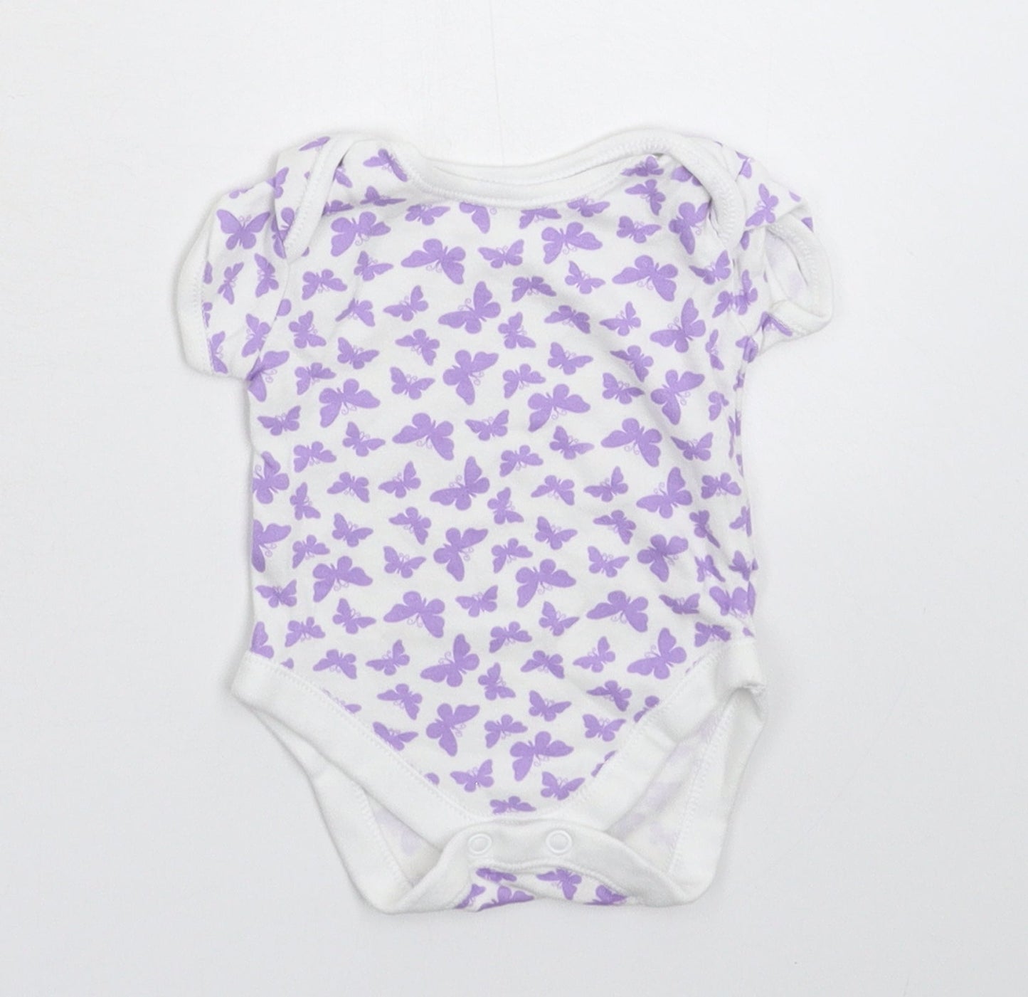 George Baby White   Babygrow One-Piece Size Newborn