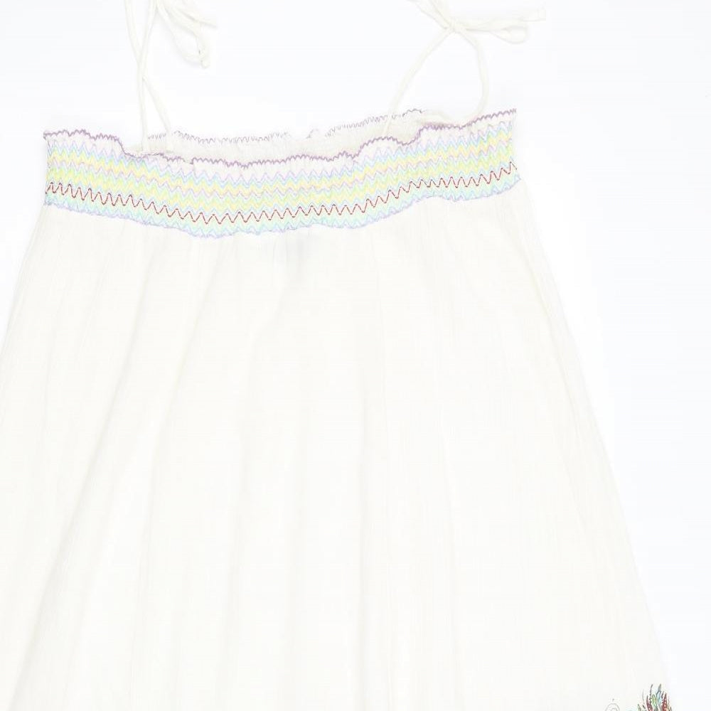 In Town Womens White Paisley  A-Line  Size 8