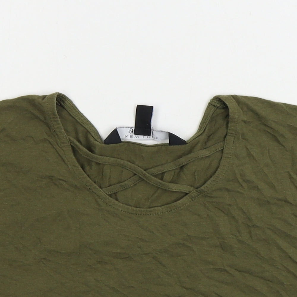 New Look  Girls Green   Cropped T-Shirt Size 9 Years