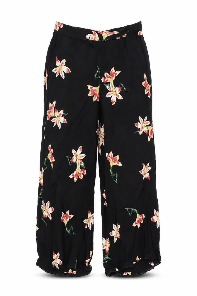 Front view of Miss Selfridge women’s black floral capri trousers, size UK 6, 20-inch leg