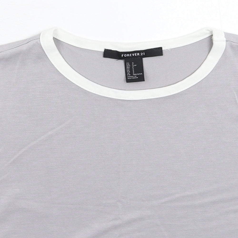 FOREVER 21 Womens Grey   Basic T-Shirt Size S