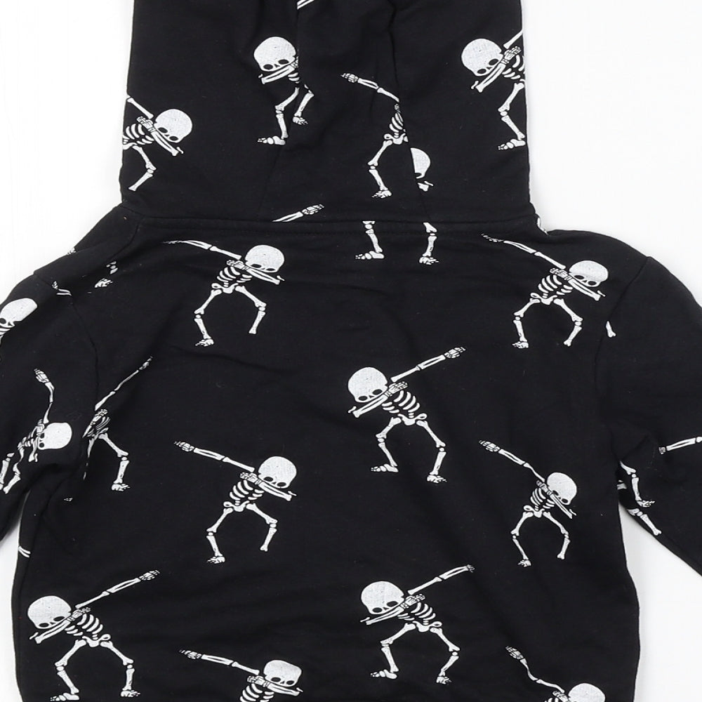 Preworn Boys Black Geometric  Pullover Hoodie Size 3-4 Years