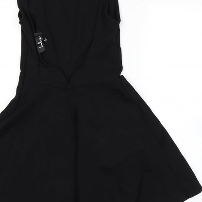 Brand and care label for Lulus women’s black mini, size S