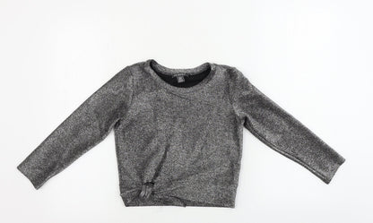 Primark  Girls Grey   Basic T-Shirt Size 7-8 Years