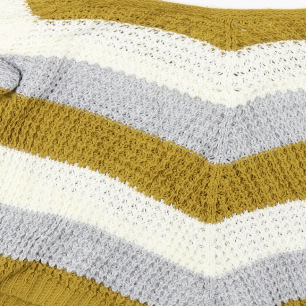 Brand and care label for quix women’s yellow striped pullover sweatshirt, size M
