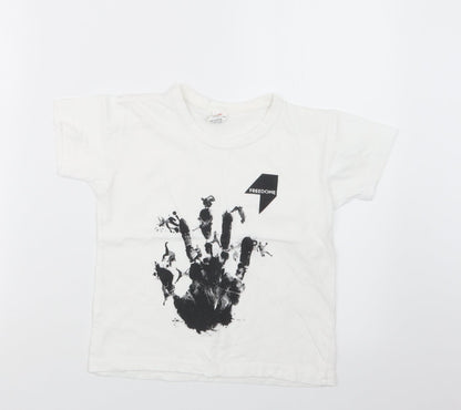 Stars & Stripes Boys White   Basic T-Shirt Size 5-6 Years