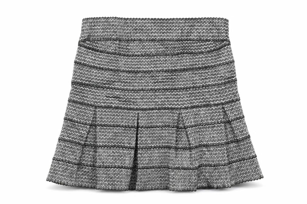 Front view of Preworn women’s silver argyle/diamond a-line skirt, size M