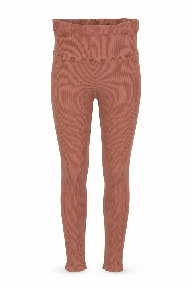 Front view of Boohoo women’s pink capri leggings, size UK 8, 23-inch leg