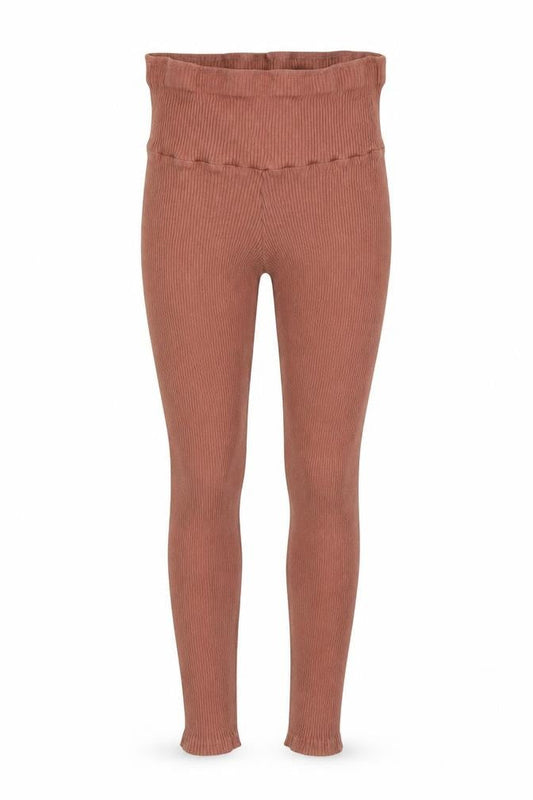 Front view of Boohoo women’s pink capri leggings, size UK 8, 23-inch leg