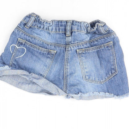 Preworn Girls Blue  Denim Cut-Off Shorts Size 7 Years