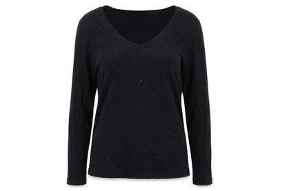 Front view of Gap women’s black basic blouse, size M
