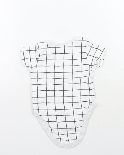 George Baby White Check  Babygrow One-Piece Size 6-9 Months