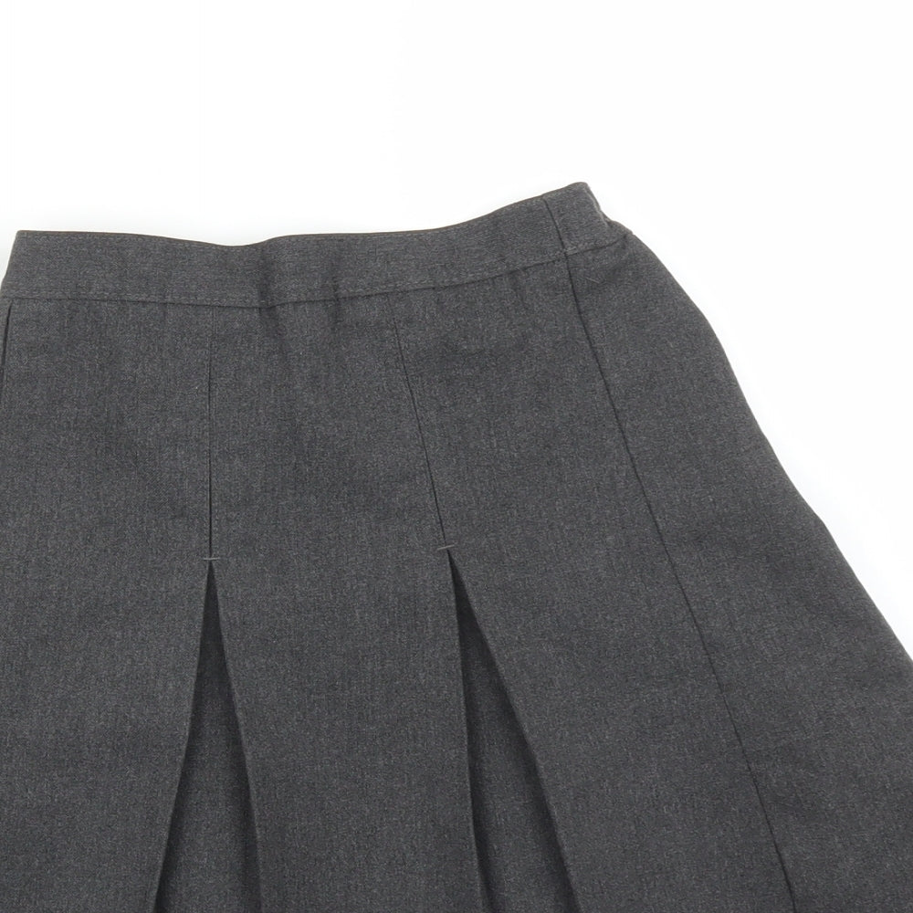 M&S Girls Grey   Pleated Set Size 9-10 Years