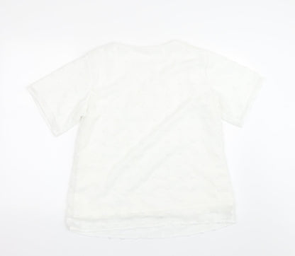 Back view of Bloomin Jelly women’s white polka dot basic t-shirt, size M