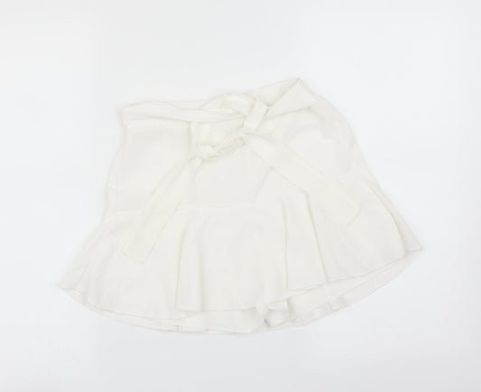 I SAW IT FIRST Womens White   Paperbag Shorts Size 8